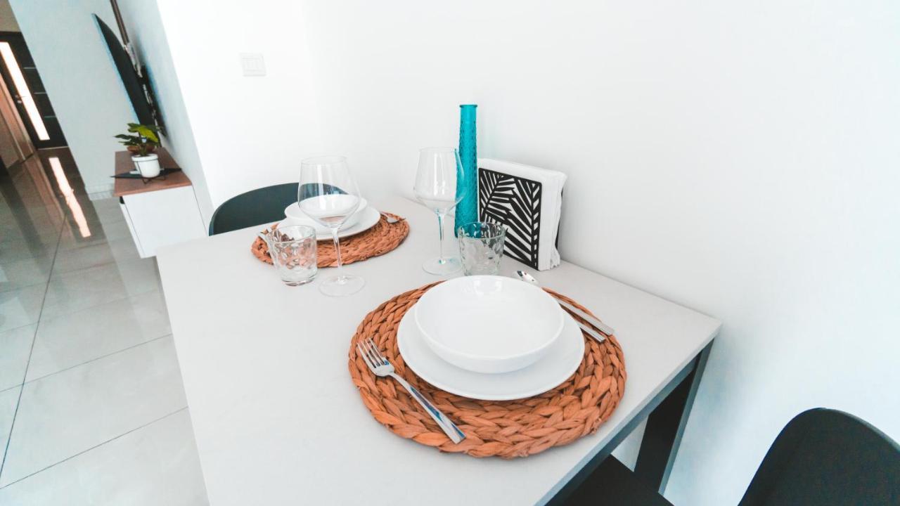 Ideal Location, Stylish 1Br Apartment With Free Parking Sliema Exterior foto